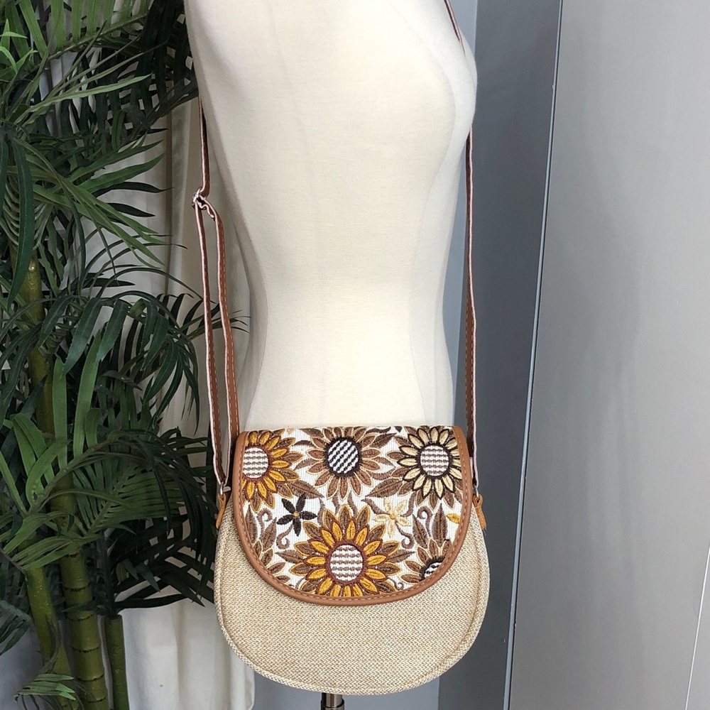 Guatemalan Floral Embroidered Crossbody Bag